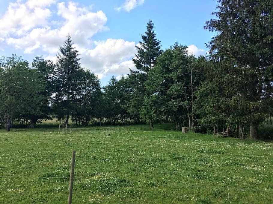 Les Cresnays Gite De La Poupardiere, Maison De Campagne En Bordure De Riviere - 2 Nuits Minimumヴィラ エクステリア 写真